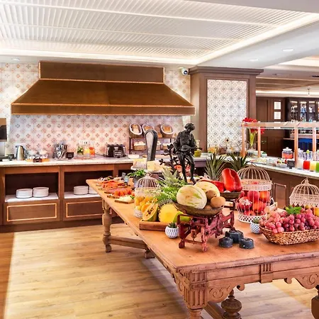 H10 Corregidor Boutique Hotel 3*