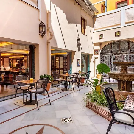H10 Corregidor Boutique 3*