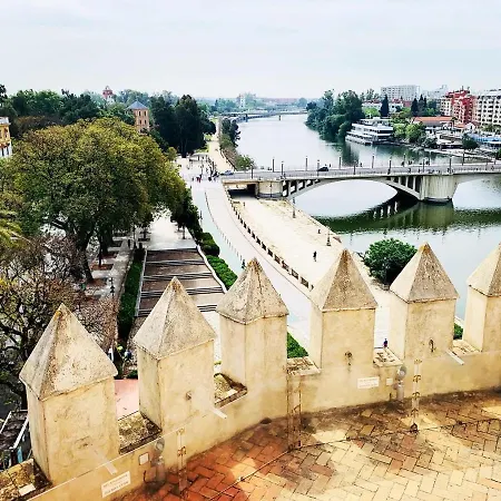 Puerta Carmona Apartment Seville