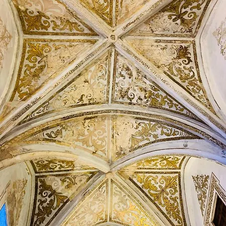 Puerta Carmona *