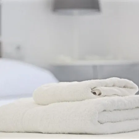 Apartment Acogedor 8pax 4bdr 2bth - Cozyhomesevilla1
