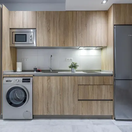 Ruisenor 10 * Seville
