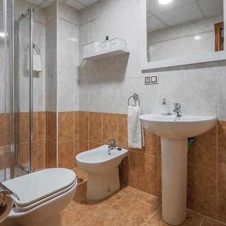 Ruisenor 10 * Seville