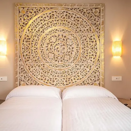By Qhotels Sevilla