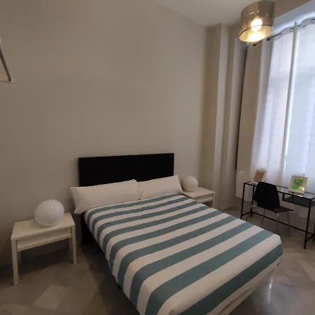 New Samay Hostel Seville