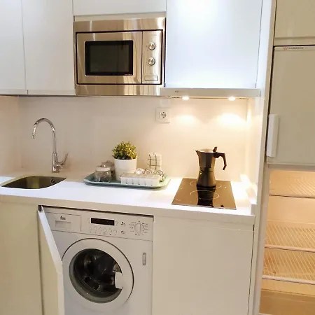 Apartment Homeyseville-bright At Santa Cruz 4 Pax, Parking Optional