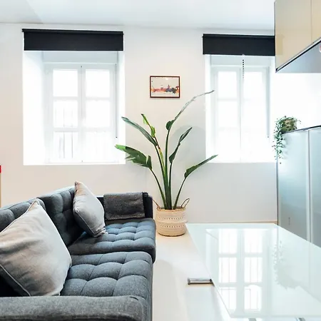 Apartment Alohamundi Francos Ii