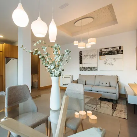 Guadalupe 15 By Magno - Penthouse With Private Solarium & Jacuzzi Apartment *