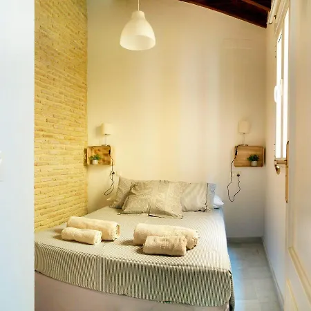 Trianabridgeviews Atico Con Vistas Al Puente De Triana Calle Castilla 38 Apartment Seville