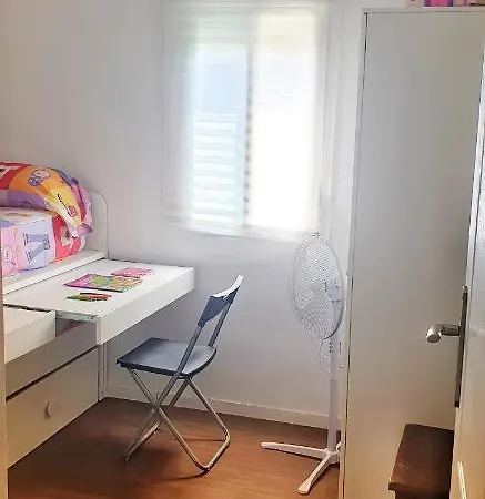Apartment ,piso Completo En Buena Zona,wifi Y Aparcamiento