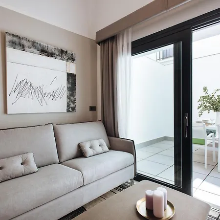 Apartment Guadalupe 15 By Magno Seville