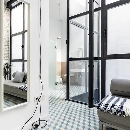 Apartment Pop Art, Alameda De Hercules,loft Casco Antiguo *
