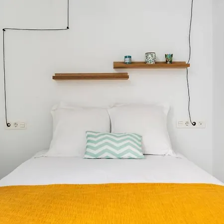 Apartment Pop Art, Alameda De Hercules,loft Casco Antiguo