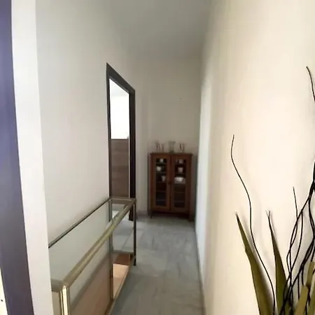 Luminoso Apartamento En Triana Apartment *