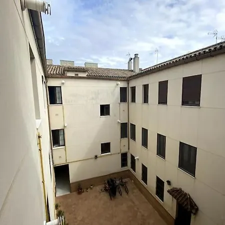 Luminoso Apartamento En Triana Seville
