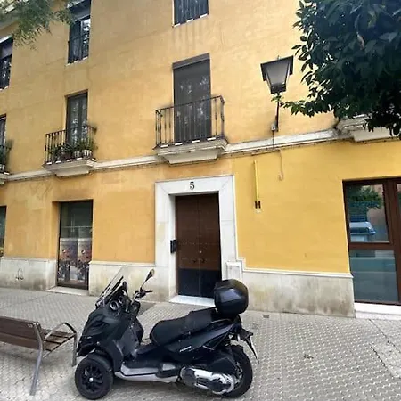 Luminoso Apartamento En Triana Apartment