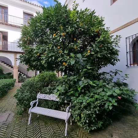De Dos En Plaza Alfaro Apartment