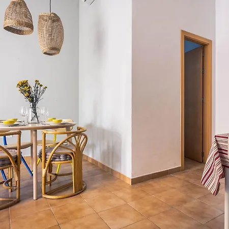 Pop Art, Great Location, San Luis Appartement