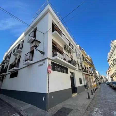 Eva Recommends San Lorenzo Appartamento Siviglia