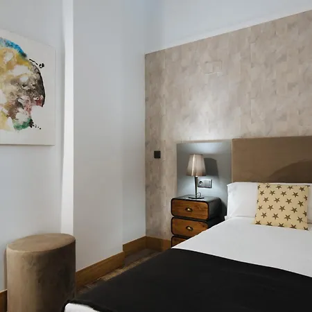 Apartment Guadalupe 15 By Magno Seville
