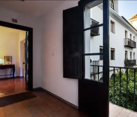 De Dos En Plaza Alfaro Apartment Seville