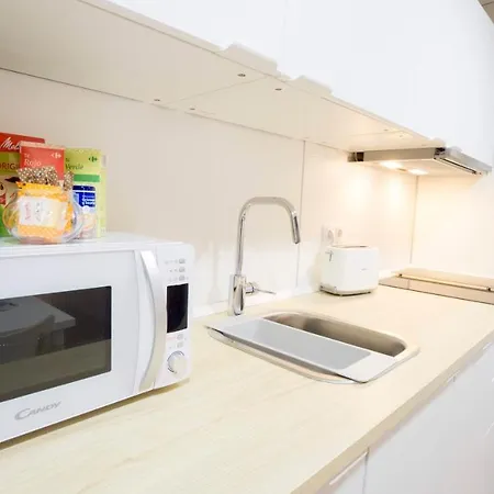 Rentalsevilla Escuelas Pias Apartment