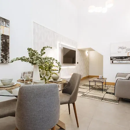 Apartment Guadalupe 15 By Magno Seville