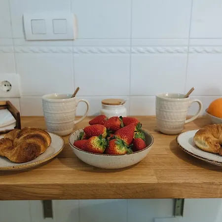Apartment In Former Monastery With Patio In City Centre Free Parking Seville
