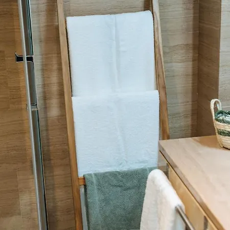 Apartment In Former Monastery With Patio In City Centre Free Parking Apartment *