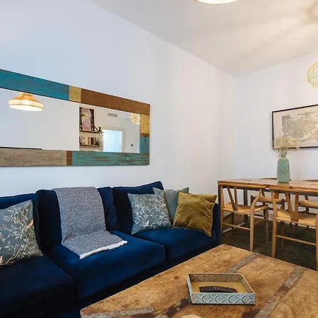 Apartment In Former Monastery With Patio In City Centre Free Parking Apartment *