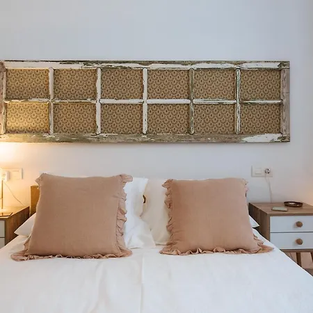 Apartment In Former Monastery With Patio In City Centre Free Parking Apartment Seville