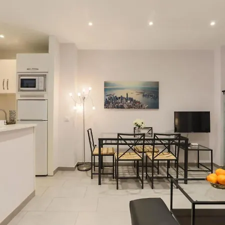 Calle 9 Apartment *