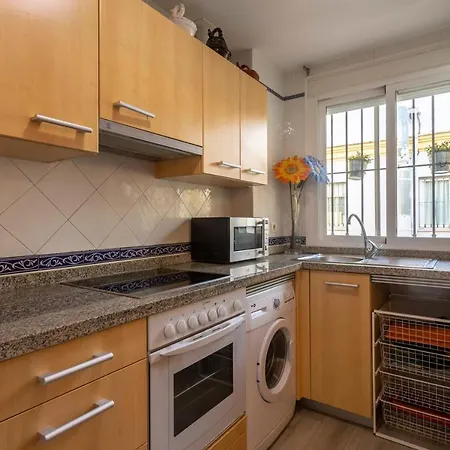 Jose Gestoso Urban Apartment