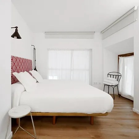 Numa Molina Apartahotel 2*