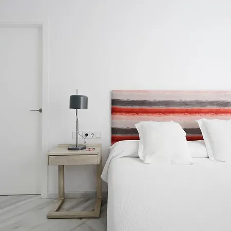 Apartahotel Numa Molina 2*