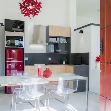 Apartamento A Estrenar Frente A La Plaza De Espana *
