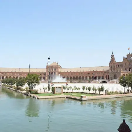 Apartamento A Estrenar Frente A La Plaza De Espana * Seville