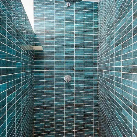 Hsh Suites Santa Catalina