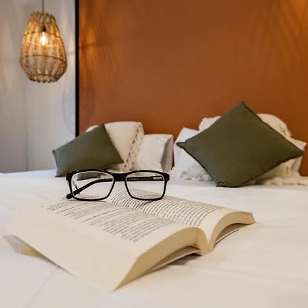 Magna Aparthotel Sevilla