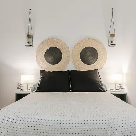 La Campana, Con Un Balcón Que Te Enamorará Del Ambiente De * Sevilha