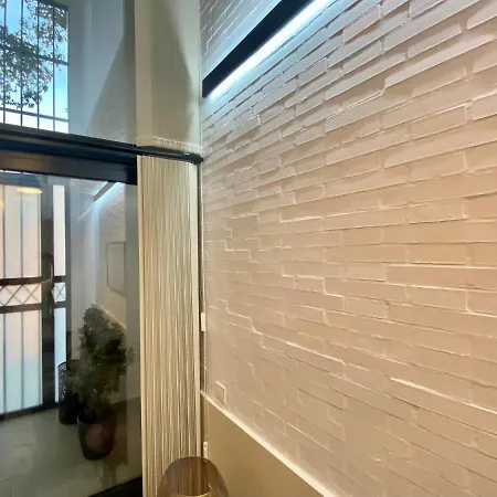 Apartment Tr3 Aparcamiento Incluido Familias Loft Almirante Seville