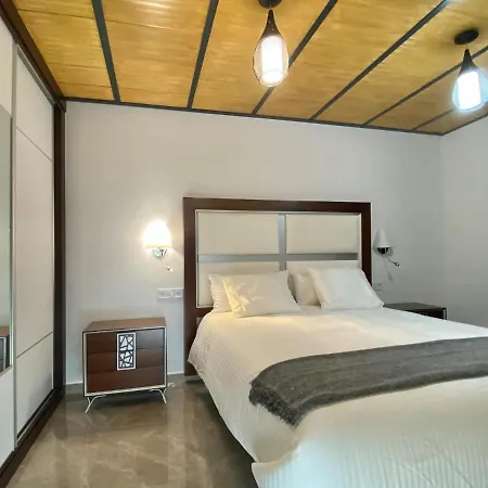 Apartment Tr3 Aparcamiento Incluido Familias Loft Almirante Seville