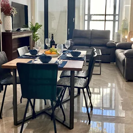 Apartment Tr3 Aparcamiento Incluido Familias Loft Almirante Seville