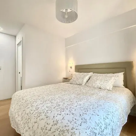 Apartment Tr3 Aparcamiento Incluido Familias Loft Almirante Seville
