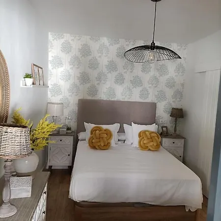 Apartment New In Traditional Building Of The Xvi Century Seville