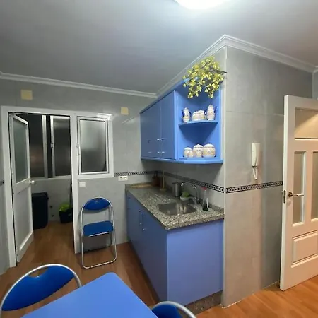 Apartment En Luis Montoto, Nervion. Centrico *