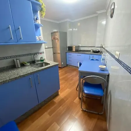 Apartment En Luis Montoto, Nervion. Centrico Seville