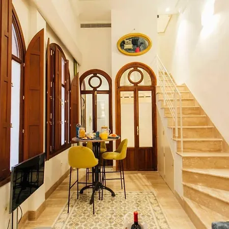 Apartment New With Height- 2bd 1bth- Pajaritos Seville