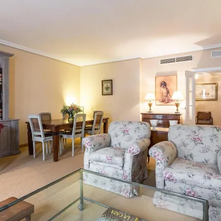 One&lux - Stylish Near Plaza De Espana Apartment