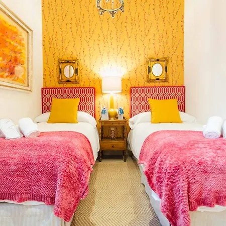 Apartment New With Height- 2bd 1bth- Pajaritos Seville